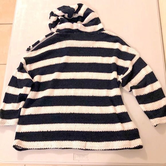 Loft mesh crochet 3/4 sleeve hoodie - Picture 9 of 14